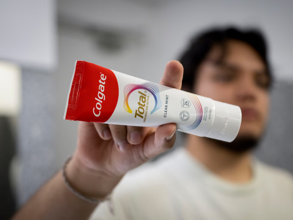 Image - Alcaldes Regios Colgate Retira Pasta Dental Clean Mint Tras Aviso De Cofepris. Detectan Reacciones Adversas Como Irritación Y Dolor En Encías. Consulta Qué Hacer Si La Tienes.