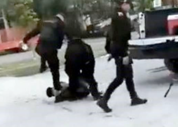 Abuso De Fuerza Civil - Alcaldes Regios