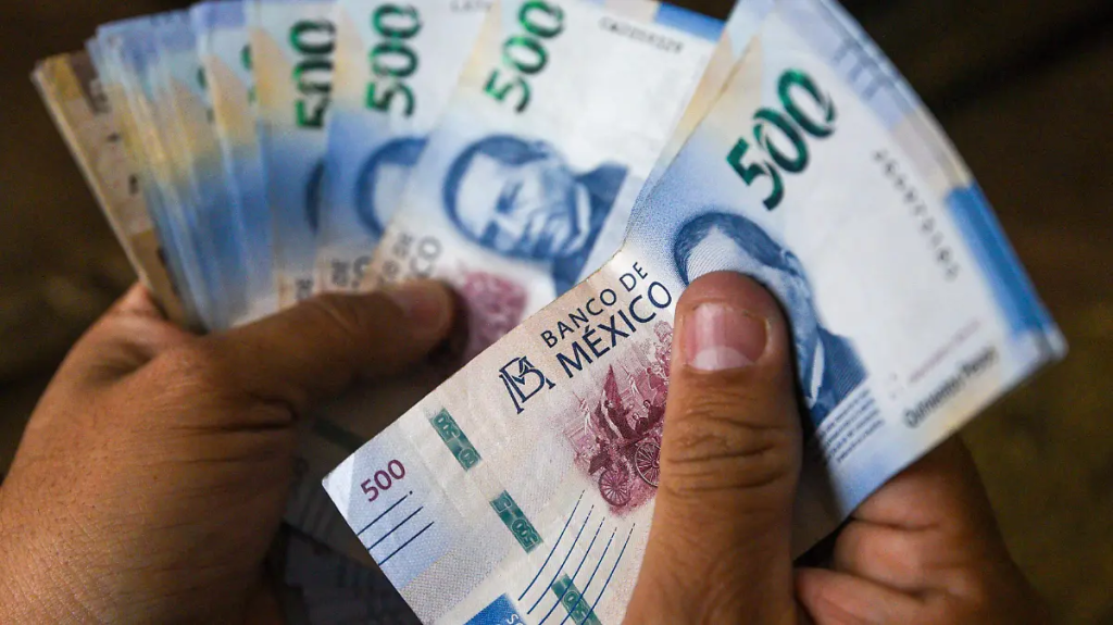 Nuevo León Cuadruplica Promedio Nacional En Deuda Per Cápita Con 16,800 Pesos Por Habitante Y Riesgo De Pasar Al Semáforo Amarillo De Hacienda.