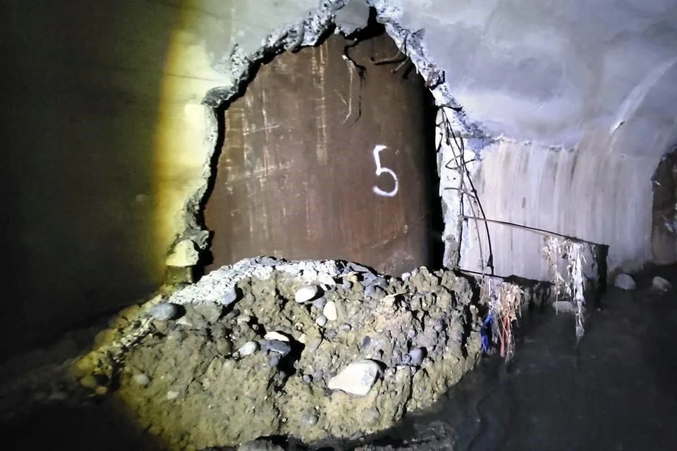 Image - Alcaldes Regios La Línea 4 Del Metro Del Gobierno Estatal Bloquea El Drenaje Pluvial, Causando Inundaciones En Avenidas Clave Y Poniendo En Riesgo a La Población.