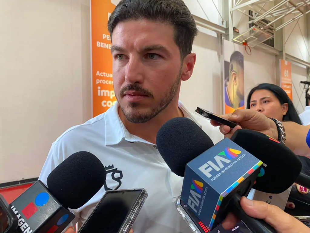 Contratos Del Fan Fest Escondidos Por Gobierno De Nl - Alcaldes Regios