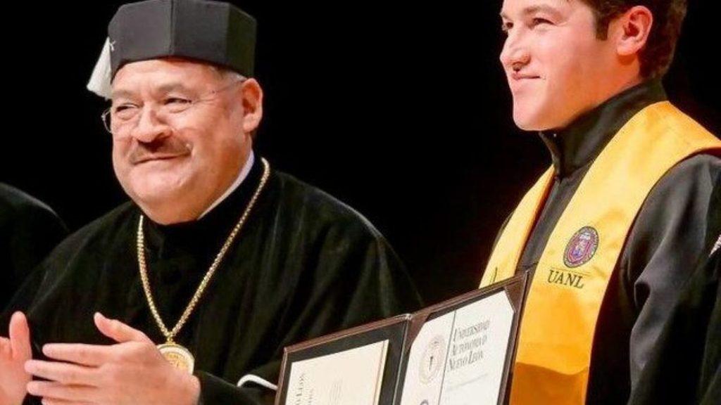 Samuel Amenaza Autonomía De La Uanl  - Alcaldes Regios