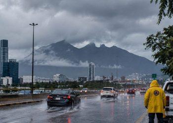 Santiago Mantiene Operativo Ante Lluvias - Alcaldes Regios